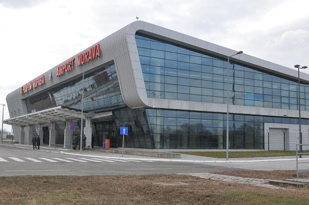 Са Мораве до Беча и Солуна: Ер Србијом до Аустрије и Грчке